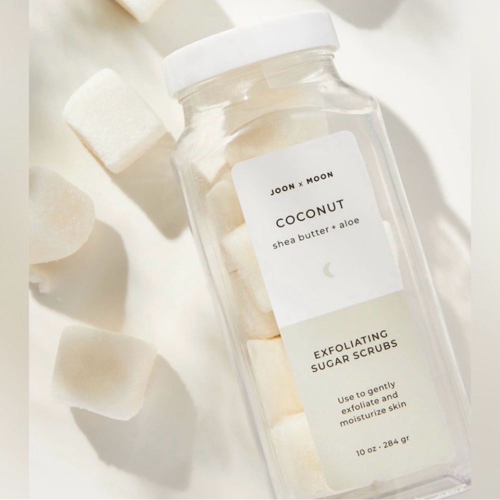 Joon x Moon Exfoliating Sugar Scrub Cubes (Coconut)